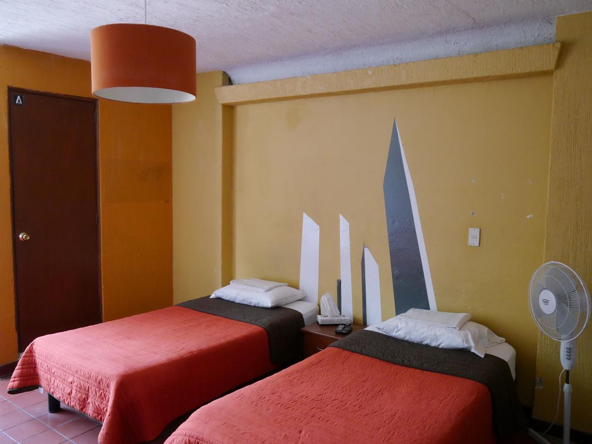 Hostel Hospedarte Chapultepec Guadalajara Esterno foto